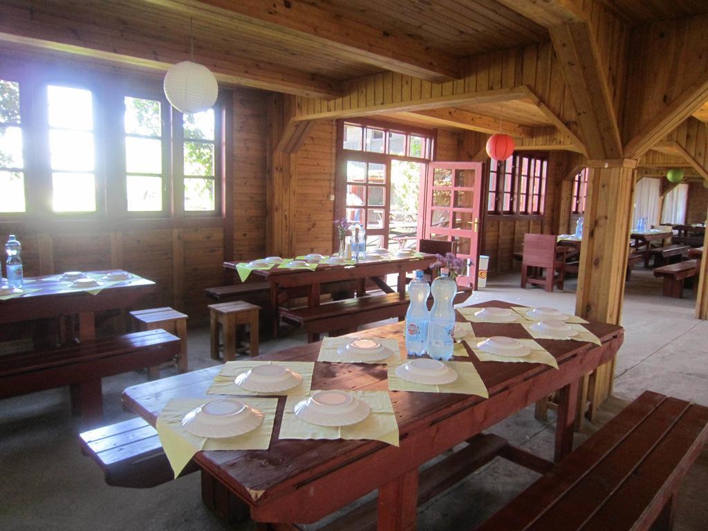 Sóstói Lovaskemping és Turistaház Nyiregyhaza Quarto foto